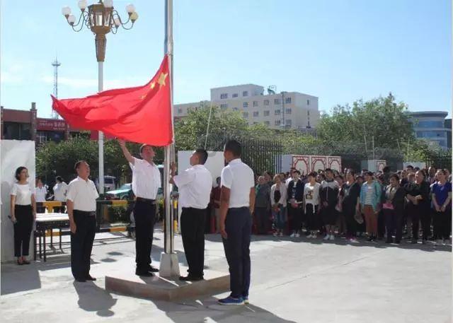 有问必答平台-女性普通职工在惠州41岁开始买社保15年应该在哪里办理退休?专业解答